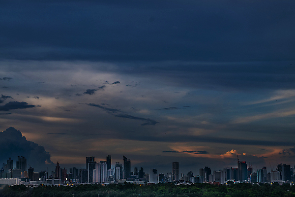 포토 JPG 해외이미지 구름 하늘 풍경 사람없음 야외 건물 도시풍경 일몰 야간 방콕 해외포토 자연요소 건축물 태국 노을 도시 파일형식 이미지허브