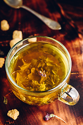 포토 JPG 해외이미지 탁자 사탕 사람없음 숟가락 어둠 머그컵 조미료 투명 달콤 찻잔 티스푼 설탕 녹차 허브 향기 따뜻한음료 오레가노 해외포토 식물 음료 가구 디저트 잔 수저 컵 차_음료 맛 냄새 향미료 파일형식 이미지허브