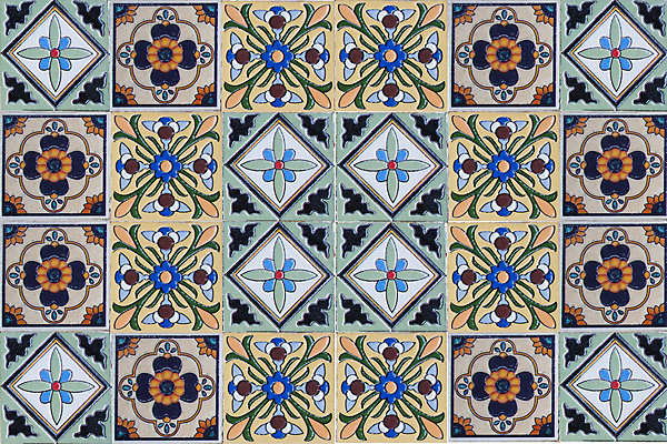 포토 JPG 해외이미지 전통 디자인 외관 벽 패턴 일러스트 건축양식 추상 바닥 미술 사람없음 건물 장식 컬러풀 도자기 화려 이슬람교 포르투갈 타일 묘사 그림 질감 정사각형 심플 모자이크 모음 기하학 모로코 수공예 리스본 아랍어 엘리먼트 옛날 해외일러스트 도형 건축물 건축 유럽 종교 컬러 컨셉 무늬 아프리카 문화예술 한글 공예 파일형식 이미지허브