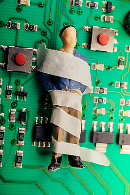 포토 JPG 해외이미지 실내 근접촬영 사람없음 회로판 구속 인물미니어처 테이프 해외포토 뷰포인트 컨셉 문구용품 내부 미니어처 파일형식 이미지허브