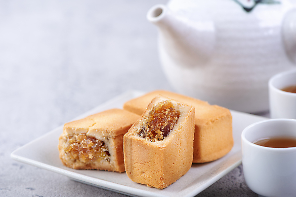 포토 JPG 해외이미지 접시 디저트 실내 사람없음 찻주전자 흰배경 슬라이스 페스츄리 해외포토 식기 음식 빵 백그라운드 주전자 내부 흰색 파일형식 이미지허브