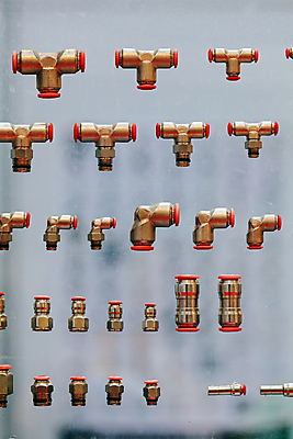 포토 JPG 해외이미지 디자인 산업 조각 비즈니스 공장 새로움 사람없음 물 금속 기계 흐름 추위 공구 나사 업무 뜨거움 고급 닫기 보호 핸들 철 전시회 묘사 롤러 호스 난방 공학 방법 보유 운영자 제어 철강 해외포토 자연요소 교육 컨셉 공업 모션 재질 전시 도구 작업 파일형식 이미지허브