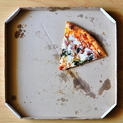 포토 JPG 해외이미지 전통 음식 조각 백그라운드 토마토 탁자 치즈 피자 육류 요리 사람없음 빨간색 상자 우주 식당 식사 저녁식사 이탈리아 껍질 흰색 신선 오픈 맛 폐기물 정상 자르기 굽기 지중해 먹기 속도 반죽 테이크아웃 패키지 후추 판지 점심식사 고립 모짜렐라치즈 살라미 페퍼로니 해로움 맛있는 해외포토 유럽 바다 컬러 가구 컨셉 채소 식재료 모션 유제품 패스트푸드 서양음식 상점 소시지 쓰레기 구이 향신료 파일형식 이미지허브