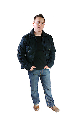 포토 JPG 해외이미지 백인 모델 1 학생 라이프스타일 응시 옷 남자 행복 무기 여유 얼굴 포즈 셔츠 신체 한명 서기 미소 사람 소년 20대 성인 파란색 갈색 유행 검은색 재킷 흰색 청바지 표현 자신감 시원함 가득함 피부 날카로움 고립 심각 해외포토 서양인 시선 감정 어린이 컬러 컨셉 상의 바지 모션 표정 청년 생활 신체부위 외투 파일형식 이미지허브