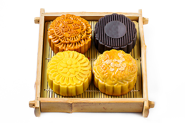 포토 JPG 해외이미지 접시 디저트 실내 사람없음 달콤 흰배경 월병 해외포토 식기 음식 백그라운드 내부 과자 흰색 맛 중국전통 파일형식 이미지허브