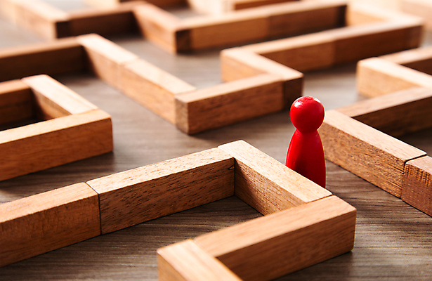 포토 JPG 해외이미지 실내 사람없음 목재 말_게임 오브젝트 미로 문제해결 미로찾기 나무블록 해외포토 나무 재료 내부 블록 게임 파일형식 이미지허브