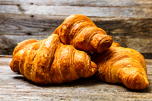 포토 JPG 해외이미지 전통 음식 백그라운드 아침 디저트 요리 사람없음 갈색 식사 카페 빵집 껍질 신선 황금 달콤 맛 아침식사 굽기 먹기 반죽 브런치 퍼프 롤 버터 프랑스어 고립 번 페스츄리 핸드메이드 맛있는 해외포토 주간 문자 빵 컬러 컨셉 모션 상점 구이 파일형식 이미지허브