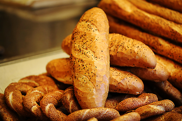 포토 JPG 해외이미지 음식 빵 요리 사람없음 물 바구니 아침식사 밀 반죽 밀가루 깨 솜씨 해외포토 자연요소 식재료 곡류 식사 조미료 가루 파일형식 이미지허브