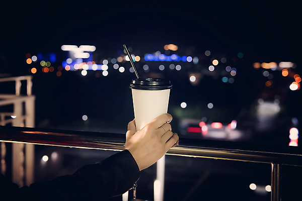 포토 JPG 해외이미지 라이프스타일 손 디자인 여자 커피 음료 여행 백그라운드 비즈니스 손가락 휴가 거리 사람없음 야외 컵 빛 컬러풀 우주 검은색 산책 카페 장비 흰색 잡기 뜨거움 차 떨어짐 야간 수증기 싱글 상쾌 카푸치노 에스프레소 코코아 판지 라떼 카카오 힙스터 해외포토 자연요소 식기 패션 감정 컬러 컨셉 모션 휴식 사람 생활 신체부위 상점 파일형식 이미지허브