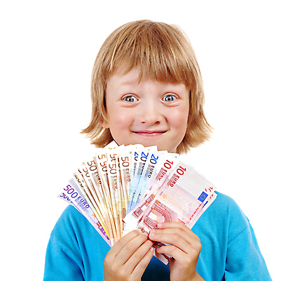포토 JPG 해외이미지 유럽 종이 어린이 컨셉 지폐 돈 비즈니스 한명 소년 금융 경제 금발 저축 유로 잡기 재산 구매 심볼 투자 계산서 수입 유럽연합 해외포토 1 헤어스타일 남자 나라 모션 사람 쇼핑 파일형식 이미지허브