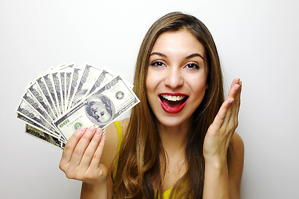 포토 JPG 해외이미지 백인 손 응시 여자 행복 백그라운드 돈 비즈니스 성공 휴가 한명 미소 사람 성인 뷰티 노란색 우주 달러 흰색 잡기 흥분 긍정 충격 보여주기 히스패닉 카피스페이스 브라질사람 해외포토 서양인 1 시선 감정 컬러 컨셉 모션 표정 신체부위 공백 재산 파일형식 이미지허브