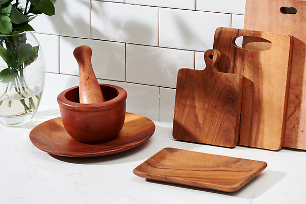 포토 JPG 해외이미지 화초 유리 실내 사람없음 목재 꽃병 오브젝트 절구 나무도마 나무쟁반 나무접시 절굿공이 해외포토 나무 식물 접시 꽃 재료 재질 도마 쟁반 내부 도구 파일형식 이미지허브