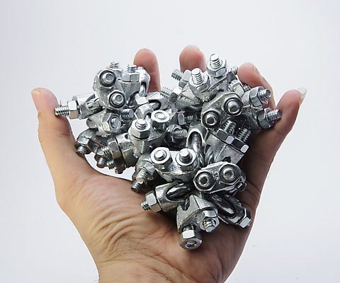 포토 JPG 해외이미지 디자인 산업 밧줄 백그라운드 안전 사람없음 금속 스트레칭 흰색 공구 나사 잡기 던지기 실 묘사 오브젝트 회전 잠금 클립 철사 볼트 긴장 조절 고립 철강 하드웨어 해외포토 감정 줄 컬러 모션 재질 컴퓨터 운동 도구 보안 파일형식 이미지허브