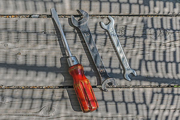 포토 JPG 해외이미지 직업 라이프스타일 산업 컨셉 가정 탁자 노동자 바닥 주택 집게 손잡이 그림자 취미 사람없음 목재 세트 펜 노란색 장비 회색 공구 스패너 업무 그룹 작업실 엔지니어 드라이버 수리 목수 오브젝트 서비스 목공예 작업도구 고정 정비공 공학 조립 고체 옛날 철강 프로젝트 카피스페이스 효과 해외포토 나무 교육 컬러 가구 재료 건물 생활 필기구 공백 도구 작업 기술자 공예 파일형식 이미지허브