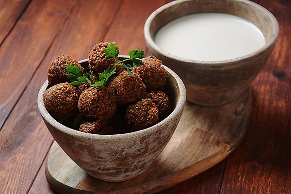 포토 JPG 해외이미지 전통 접시 음식 백그라운드 다이어트 채소 공 탁자 파슬리 건강 이집트 요리 사람없음 목재 식사 저녁식사 튀김 신선 맛 지중해 동쪽 점심식사 시리아 아랍어 이스라엘 채식주의자 피타 비건 튀르키예 해외포토 나무 식기 아시아 빵 바다 가구 컨셉 재료 중동 아프리카 방향 채식 서아시아 파일형식 이미지허브