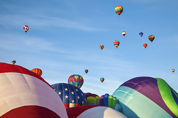 포토 JPG 해외이미지 주간 하늘 사람없음 야외 열기구 비행 해외포토 자연요소 항공교통 파일형식 이미지허브