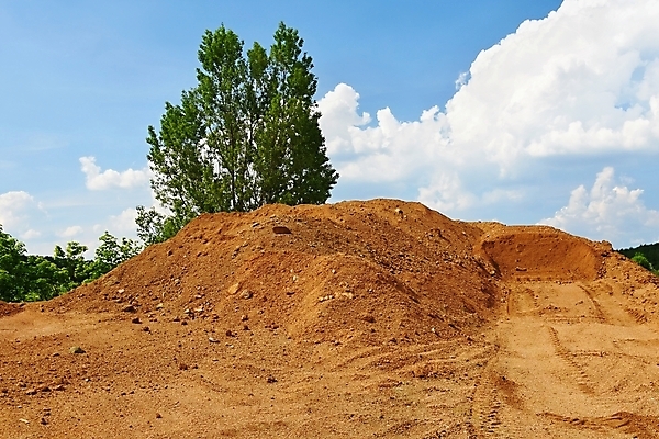 포토 JPG 해외이미지 산업 지구 모래 포즈 비즈니스 하늘 사람없음 야외 건물 파란색 노란색 쌓기 기계 흙 장비 회색 바위 업무 작업 땅 불도저 굴착기 천 삽 발굴 양동이 국자 트랙터 짐차 무거움 공학 찌그러짐 로딩 채석 콘크리트 화강암 해외포토 건축물 교육 컬러 컨셉 모션 자동차 주방용품 암석 돌_바위 직물 중장비 무게 농기계 특수차량 파일형식 이미지허브