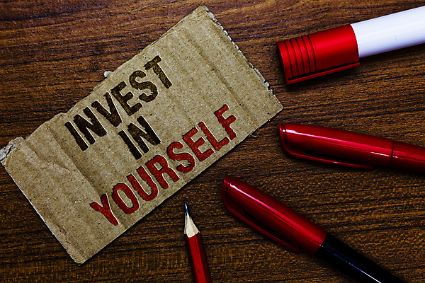 포토 JPG 해외이미지 직업 라이프스타일 교육 컨셉 비즈니스 성공 사람없음 금융 경제 학습 희망 성장 시간 업무 계획 결심 스마트 기회 약속 투자 격려 가치 개선 개발 경영 골 셀프 수입 업그레이드 지능 자극 해외포토 감정 모션 생활 작업 파일형식 이미지허브