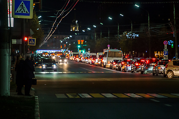 포토 JPG 해외이미지 도로 야경 가로등 사람없음 야외 빛 도시풍경 도시 러시아 해외포토 공공시설 유럽 길 교통시설 풍경 야간 파일형식 풍경_경치 이미지허브