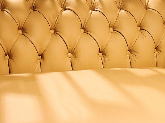 포토 JPG 해외이미지 디자인 백그라운드 사람없음 소파 고급 가죽 질감 살구색 해외포토 컬러 컨셉 의자 파일형식 이미지허브