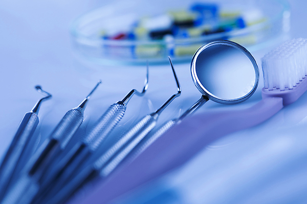 포토 JPG 해외이미지 사람없음 파란색 칫솔 치과용품 구강거울 해외포토 컬러 위생용품 의료용품 파일형식 이미지허브