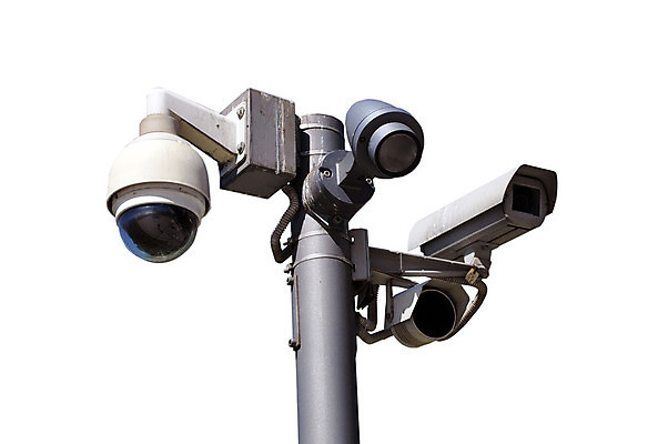 포토 JPG 해외이미지 하늘 거리 경비 안전 사람없음 카메라 텔레비전 장비 도시 경찰 보호 큼 순환 보안 전자 감시 시스템 동영상 캠코더 고립 사생활 제어 해외포토 직업 컨셉 모션 전자제품 크기 파일형식 이미지허브