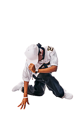 포토 JPG 해외이미지 1 남자 감정 포즈 장난 모션 놀이 건강 힙합 한명 서기 사람 20대 성인 운동 유행 검은색 공연 기쁨 댄서 에너지 자신감 시원함 비보이 흥분 고립 랩 사춘기 운동가 캡모자 플레이어 스타일 해외포토 직업 모자_잡화 음악 컬러 이벤트 청년 춤 파일형식 이미지허브