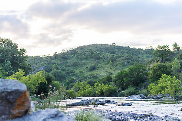 포토 JPG 해외이미지 나무 계절 공원 모래 여행 백그라운드 자연 하늘 산 사람없음 야외 초록색 물 파란색 강 뷰티 유행 여행객 마을 환경 계곡 하이킹 숲 언덕 타운 아르헨티나 내추럴 안도라 절정 2017년 해외포토 자연요소 식물 공공시설 컬러 레저 사람 도시 남아메리카 연도 생태계 파일형식 이미지허브
