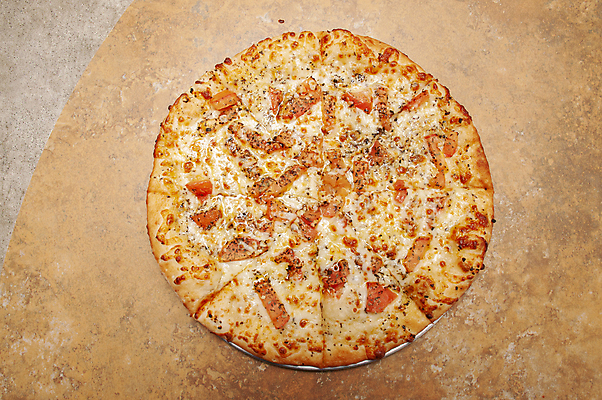 포토 JPG 해외이미지 문화 음식 조각 다이어트 토마토 치즈 피자 건강 육류 요리 사람없음 식사 저녁식사 이탈리아 껍질 흰색 뜨거움 이탈리아음식 맛 굽기 배고픔 반죽 토핑 토마토소스 점심식사 모짜렐라치즈 식용 입가심 피자집 해로움 맛있는 해외포토 유럽 컬러 컨셉 채소 식재료 유제품 패스트푸드 서양음식 상점 소스_음식 구이 파일형식 이미지허브