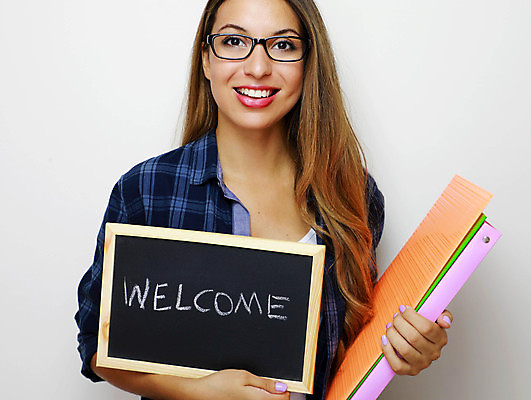 포토 JPG 해외이미지 직업 학생 배너 교육 행복 안경 텍스트 교실 학교 새로움 한명 미소 사람 검은색 교사 교수 칠판 잡기 자신감 메시지 콜롬비아 사인 신학기 분필 대학교 복고 다문화 환영 히스패닉 스페인어 브라질사람 해외포토 1 잡화 감정 컬러 컨셉 모션 표정 남아메리카 사회이슈 초크 파일형식 이미지허브