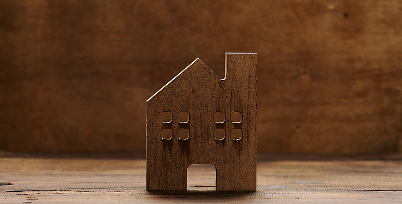 포토 JPG 해외이미지 부동산 실내 사람없음 오브젝트 건축모형 나무탁자 부동산시장 집모양 해외포토 모양 탁자 내부 모형 시장 재산 파일형식 이미지허브