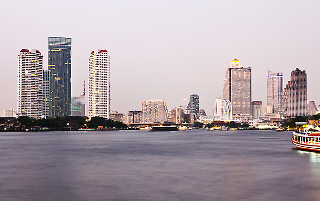 포토 JPG 해외이미지 디자인 공원 아시아 여행 비즈니스 건축양식 태국 전등 새로움 아파트 풍경 사람없음 건물 물 금융 강 도시풍경 여행객 항구 고층빌딩 일몰 새벽 자유 도시 야간 저녁 방콕 대문 해안도시 기하학 동쪽 스카이라인 랜드마크 해외포토 자연요소 건축물 공공시설 건축 나라 컨셉 무늬 교통시설 조명 주택 사람 빌딩 경제 문 노을 방향 파일형식 이미지허브