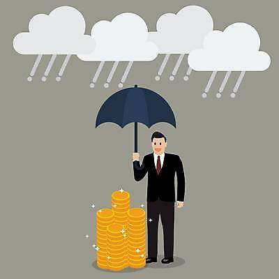 EPS 해외이미지 전신 남자 일러스트 우산 한명 서기 들기 금융 경제 동전 회색 비즈니스맨 비 보호 먹구름 동전탑 성인남자한명만 해외일러스트 자연요소 1 컬러 컨셉 돈 비즈니스 모션 날씨 사람 쌓기 직장인 남자한명만 성인남자만 파일형식 벡터 구름_자연 이미지허브