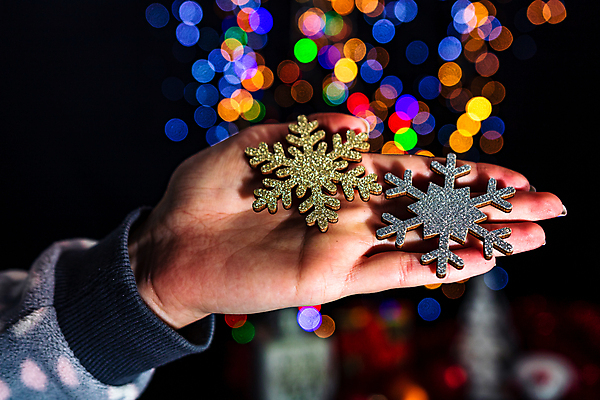 포토 JPG 해외이미지 나무 전통 계절 리본 백그라운드 크리스마스장식 크리스마스 겨울 패턴 공 휴가 새로움 선물 사람없음 야외 장식 빨간색 초록색 빛 노란색 축제 장식볼 나뭇가지 축하 인사 소나무 황금 클래식 소프트포커스 12월 연도 보케 빛망울 크리스마스배경 해외포토 식물 기념일 컬러 컨셉 무늬 촬영기법 예절 날짜 파일형식 이미지허브