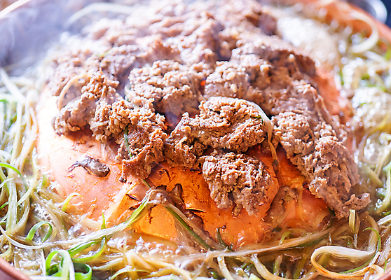 포토 JPG 해외이미지 한식 실내 근접촬영 사람없음 불고기 끓이기 소불고기 파채불고기 해외포토 음식 뷰포인트 모션 내부 파일형식 이미지허브