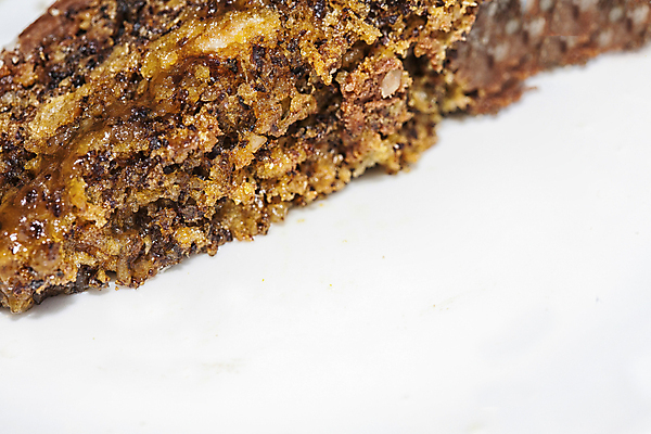 포토 JPG 해외이미지 접시 음식 조각 백그라운드 부분 디저트 요리 사람없음 장식 갈색 케이크 식당 초콜릿 식사 어둠 빵집 흰색 대접 신선 생일 닫기 달콤 맛 아침식사 설탕 자르기 굽기 먹기 크림 고립 핸드메이드 맛있는 해외포토 식기 기념일 컬러 컨셉 모션 상점 구이 파일형식 이미지허브