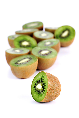 포토 JPG 해외이미지 단면 실내 키위 사람없음 아웃포커스 여러개 신선 달콤 흰배경 해외포토 다수 백그라운드 과일 촬영기법 내부 흰색 맛 파일형식 이미지허브