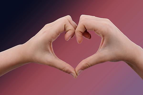 포토 JPG 해외이미지 손 행복 사랑 신체부위 하트 보여주기 그라데이션 손하트 해외포토 모양 감정 모션 사람 손짓 파일형식 이미지허브