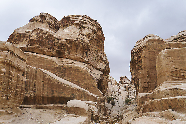포토 JPG 해외이미지 공원 아시아 도로 모래 여행 백그라운드 자연 하늘 휴가 산 건조 파노라마 사람없음 야외 환경 골짜기 계곡 미국 사막 뜨거움 중앙 호주 땅 모래언덕 배낭여행 아라비아 사암 동쪽 내추럴 나미비아 요르단 전국 지질학 해외포토 공공시설 교육 나라 길 북아메리카 중동 교통시설 촬영기법 돌_바위 오세아니아 방향 언덕 생태계 남아프리카 파일형식 이미지허브