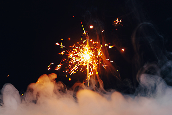 포토 JPG 해외이미지 조명 폭죽 불꽃놀이 사람없음 빛 반짝임 축하 연소 스파클라 해외포토 컨셉 모션 놀이 파일형식 이미지허브