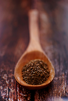 포토 JPG 해외이미지 음식 백그라운드 잎 재료 건조 건강 요리 사람없음 목재 주방 숟가락 양념 가루 허브 향신료 유기농 매움 아로마 땅바닥 해외포토 나무 식물 웰빙 바닥 수저 맛 향미료 파일형식 이미지허브