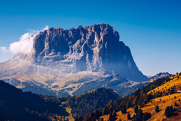 포토 JPG 해외이미지 주간 나무 구름 유럽풍경 하늘 산 사람없음 야외 이탈리아 가을 해외포토 자연요소 식물 계절 유럽 풍경 파일형식 이미지허브