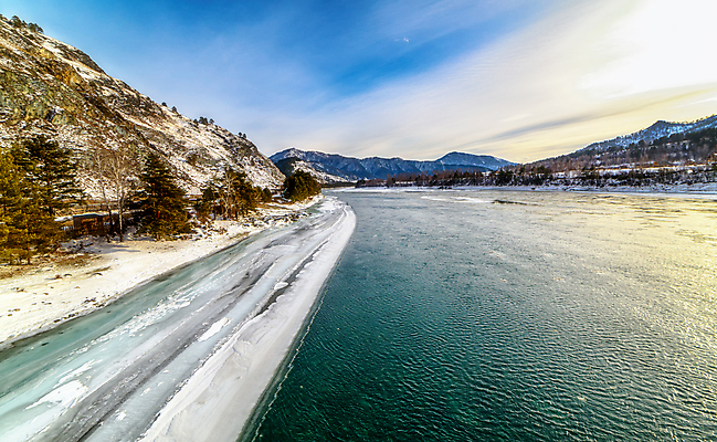 포토 JPG 해외이미지 나무 여행 겨울 자연 하늘 산 파노라마 풍경 사람없음 야외 물 파란색 강 반사 얼음 추위 숲 해외포토 자연요소 식물 계절 컬러 촬영기법 생태계 파일형식 이미지허브