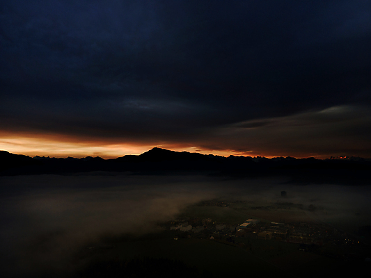 포토 JPG 해외이미지 구름 공원 실루엣 백그라운드 자연 하늘 아침 날씨 산 파노라마 그림자 풍경 사람없음 야외 초록색 컬러풀 태양 여행객 일출 봄 새벽 안개 가을 신선 숲 이슬 언덕 공상 포인트 산봉우리 내추럴 뿌연 절정 몽환 환상 해외포토 주간 자연요소 계절 공공시설 컬러 컨셉 촬영기법 사람 금융 노을 생태계 봉우리 파일형식 이미지허브