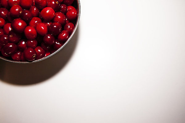 포토 JPG 해외이미지 식물 라이프스타일 열매 음식 백그라운드 패턴 농업 과일 자연 디저트 건강 사람없음 빨간색 초록색 농작물 주스 젖음 흰색 신선 체리 사발 달콤 맛 떨어짐 정상 먹기 가득함 오브젝트 그림 유기농 질감 날것 흙더미 고립 숙성 많음 맛있는 해외포토 웰빙 산업 음료 컬러 컨셉 무늬 모션 생활 흙 사기그릇 생태계 파일형식 더미 이미지허브