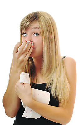 포토 JPG 해외이미지 백인 여자 종이 얼굴 겨울 주택 건강 사람 성인 사람없음 치료 뷰티 약 고통 추위 흰색 잡기 뜨거움 열 조직 차 질병 코 감염 온도 닦기 알레르기 반응 인플루엔자 재채기 해외포토 서양인 계절 감정 음료 컬러 의학 모션 건물 신체부위 바이러스 파일형식 이미지허브