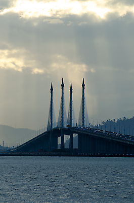포토 JPG 해외이미지 아시아 섬 백그라운드 오렌지 건축양식 자연 사람없음 야외 초록색 물 컬러풀 뷰티 일출 환경 광선 말레이시아 내추럴 해외포토 자연요소 건축 나라 컬러 과일 노을 생태계 파일형식 이미지허브