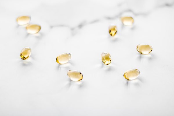 포토 JPG 해외이미지 사람없음 알약 노란색 건강관리 흰색 낟알 영양제 오메가 항생제 해외포토 컬러 건강 관리 약 파일형식 이미지허브