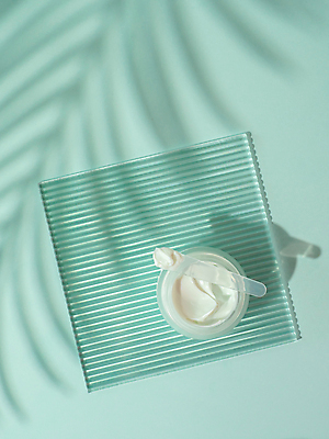 포토 JPG 해외이미지 실내 그림자 사람없음 화장품 크림 민트색 미니멀 해외포토 컬러 내부 뷰티 파일형식 이미지허브