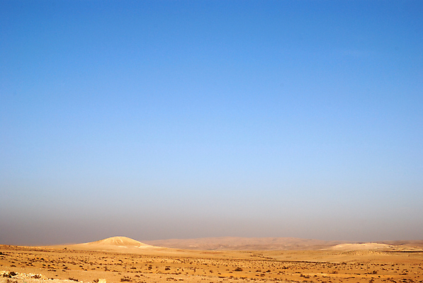 포토 JPG 해외이미지 구름 공원 모래 여행 자연 하늘 표면 산 건조 파노라마 풍경 사람없음 파란색 뷰티 침묵 사막 탐험 뜨거움 황무지 고독 땅 언덕 장면 지역 가뭄 멀리 내추럴 웅장함 이스라엘 전국 지질학 수평선 해외포토 자연요소 공공시설 교육 감정 컬러 날씨 촬영기법 소리 생태계 서아시아 파일형식 이미지허브